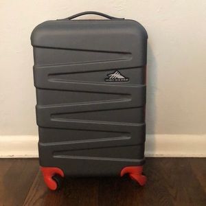 High Sierra Hardside Carry On Suitcase